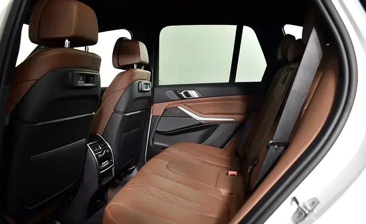 BMW X5 - Фото 9