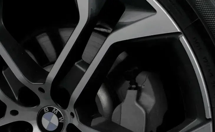 BMW X5 - Фото 8