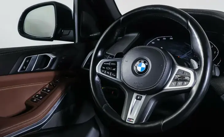 BMW X5 - Фото 9