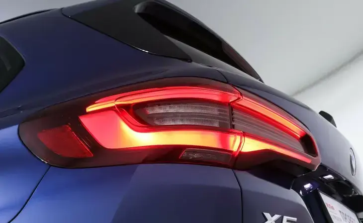 BMW X5 - Фото 1