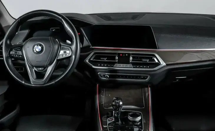 BMW X5 - Фото 8