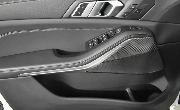 BMW X5 - Фото 16