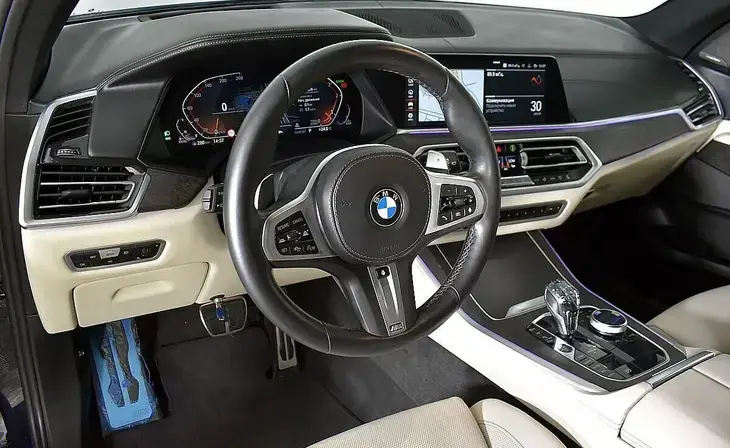 BMW X5 - Фото 11