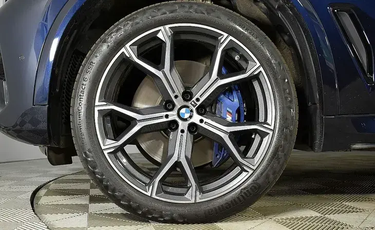BMW X5 - Фото 4