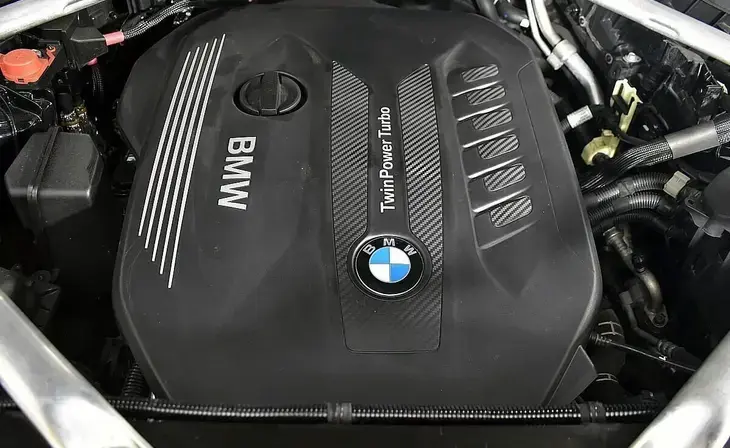 BMW X5 - Фото 8