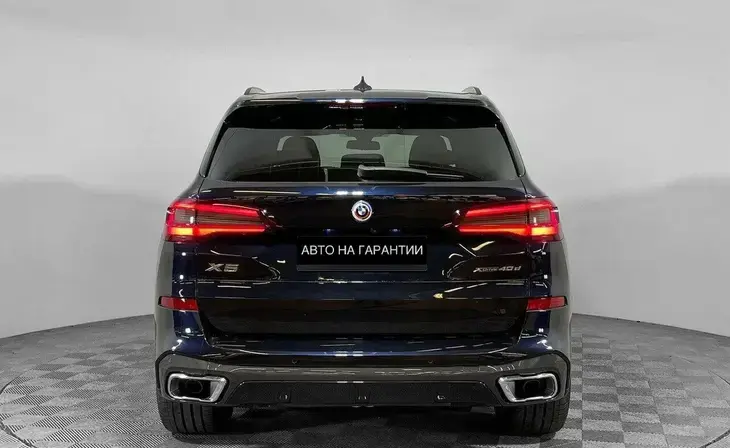 BMW X5 - Фото 9