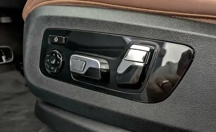 BMW X5 - Фото 12