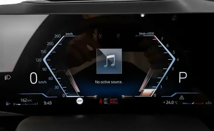 BMW X5 - Фото 13