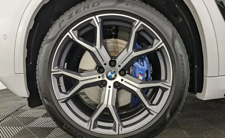 BMW X5 - Фото 4