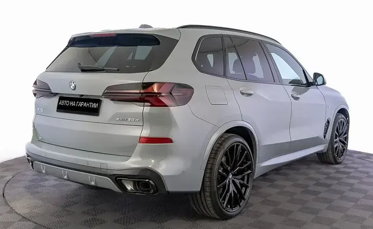 BMW X5 - Фото 2