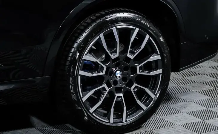 BMW X5 - Фото 12