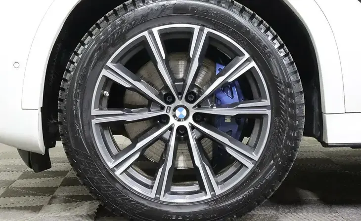 BMW X6 - Фото 7