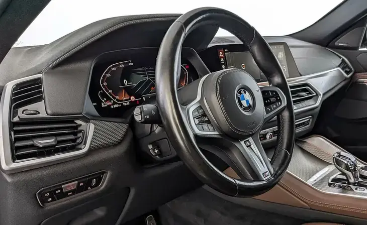 BMW X6 - Фото 10