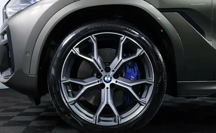BMW X6 - Фото 16