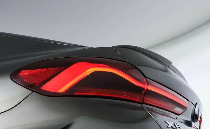 BMW X6 - Фото 1