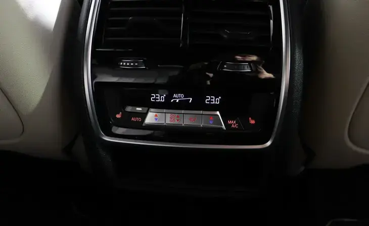 BMW X6 - Фото 9