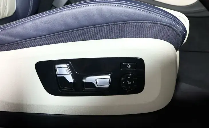 BMW X6 - Фото 10