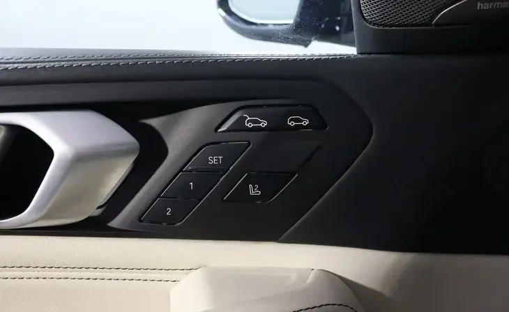 BMW X6 - Фото 17