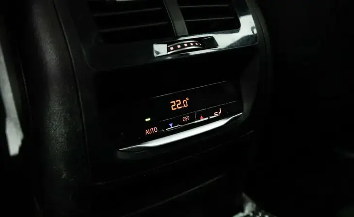 BMW X3 - Фото 8