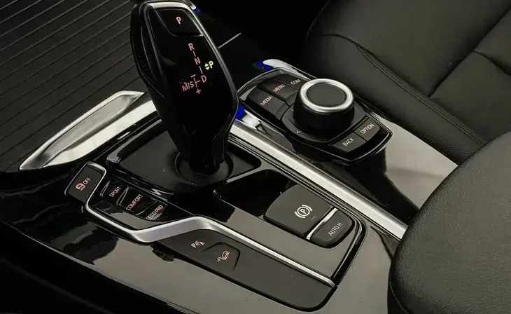 BMW X3 - Фото 9