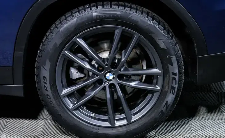 BMW X3 - Фото 1