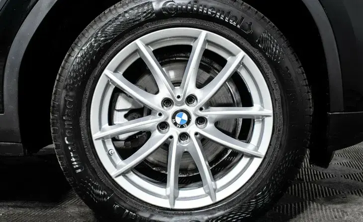 BMW X3 - Фото 11