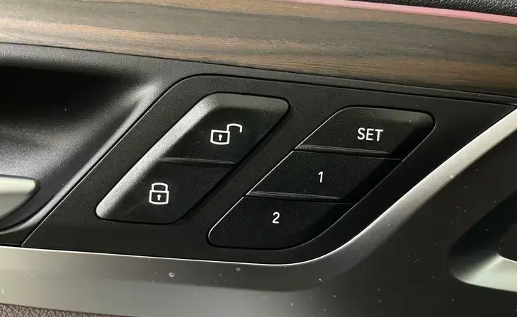 BMW X3 - Фото 18