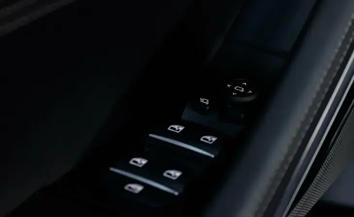 BMW X6 - Фото 15