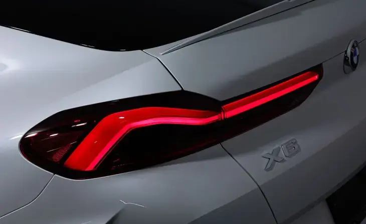 BMW X6 - Фото 10