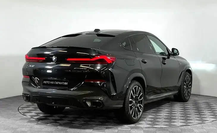 BMW X6 - Фото 1