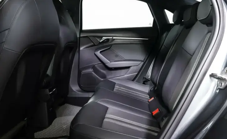 Audi A3 - Фото 15