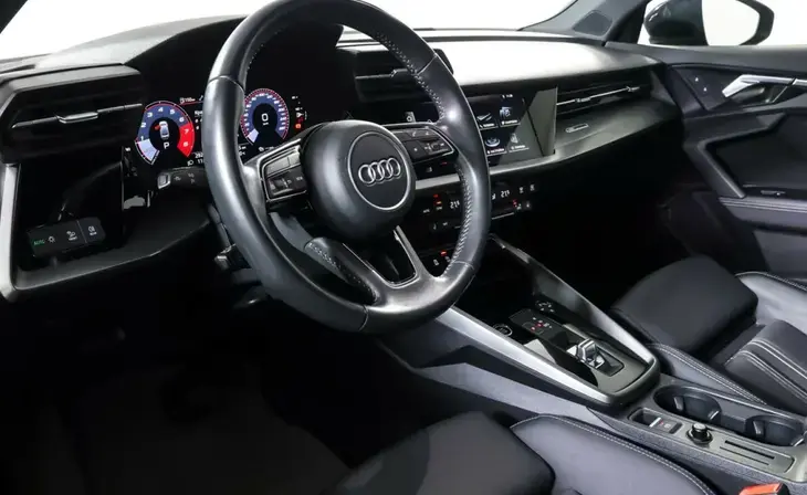 Audi A3 - Фото 16