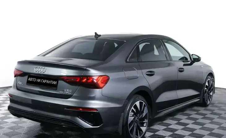 Audi A3 - Фото 2