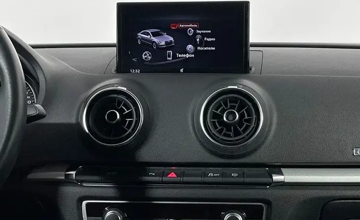 Audi A3 - Фото 5