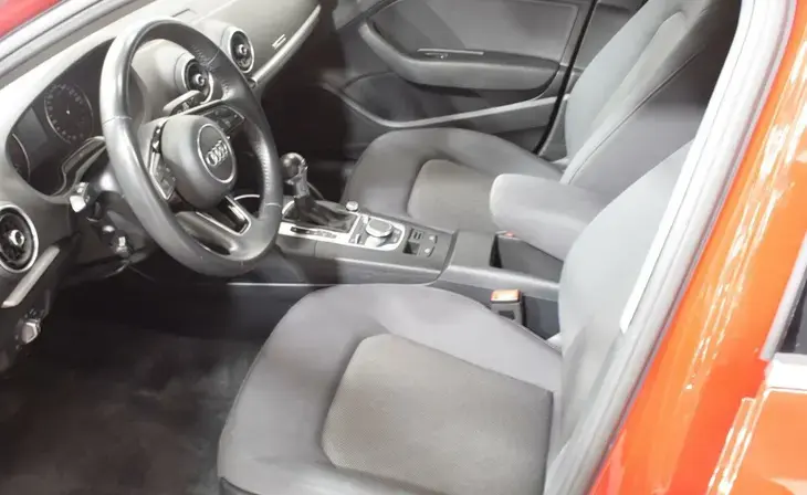 Audi A3 - Фото 12