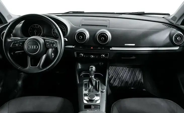 Audi A3 - Фото 5