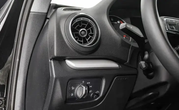 Audi A3 - Фото 11
