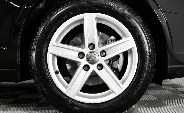 Audi A3 - Фото 4