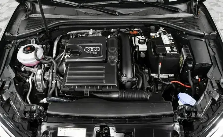 Audi A3 - Фото 7