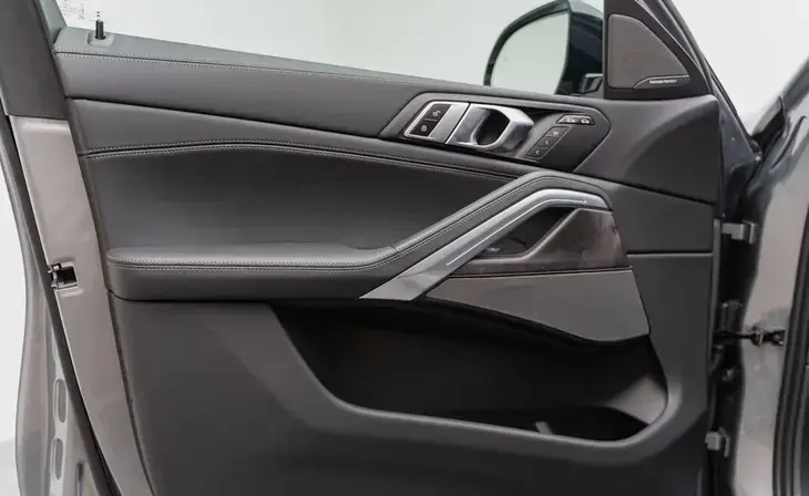 BMW X6 - Фото 10