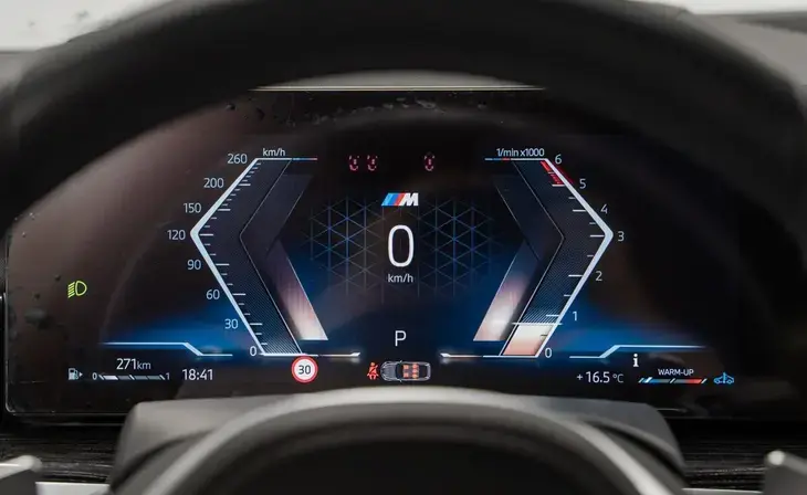 BMW X6 - Фото 16