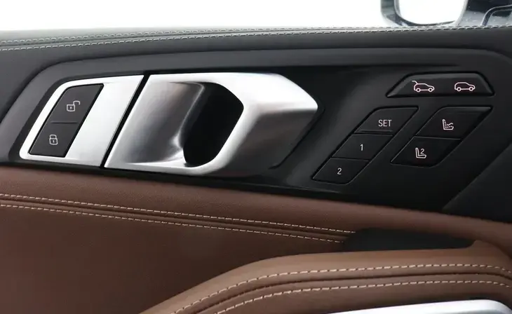 BMW X6 - Фото 12