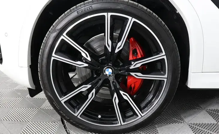 BMW X6 - Фото 8