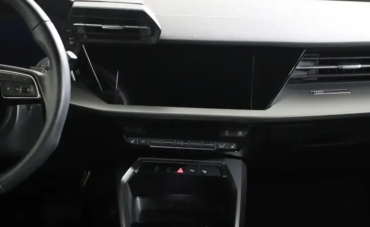 Audi A3 - Фото 7