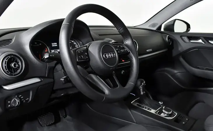 Audi A3 - Фото 9