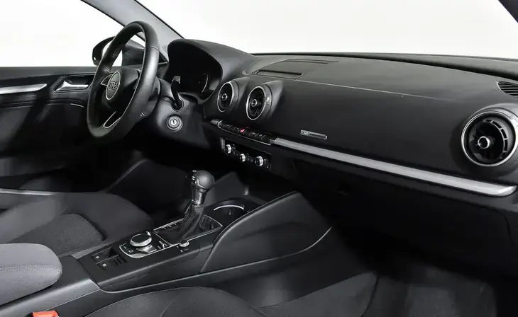 Audi A3 - Фото 11