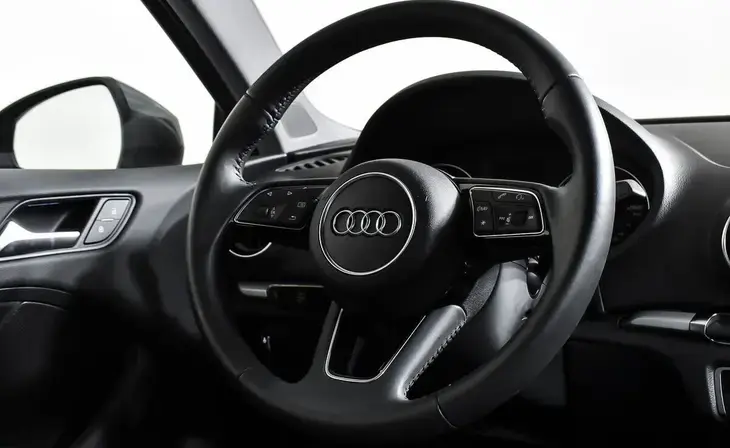 Audi A3 - Фото 13