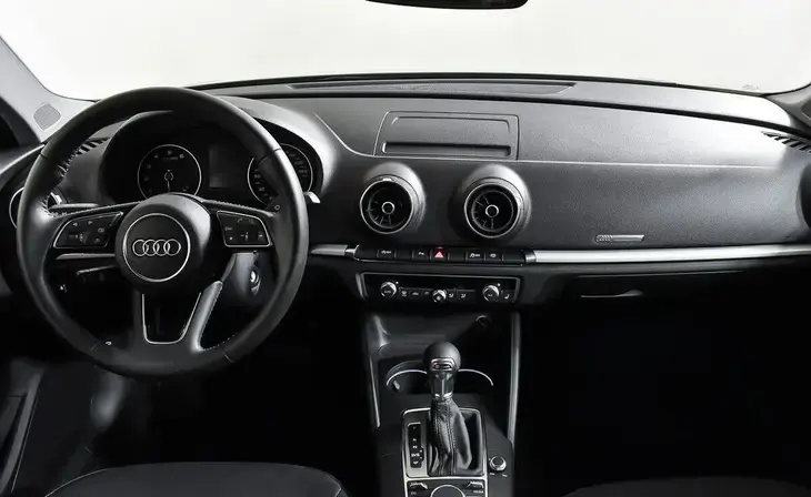 Audi A3 - Фото 15