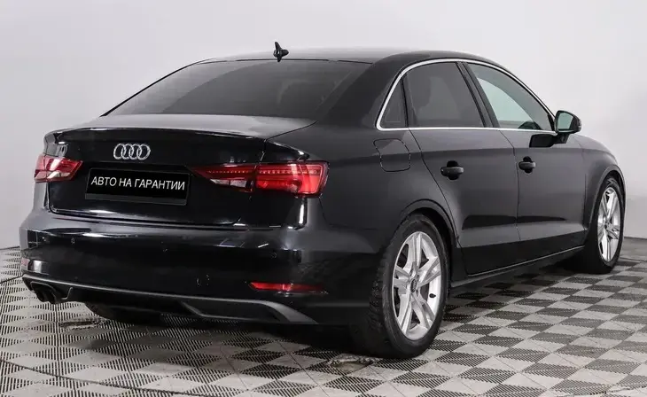 Audi A3 - Фото 1