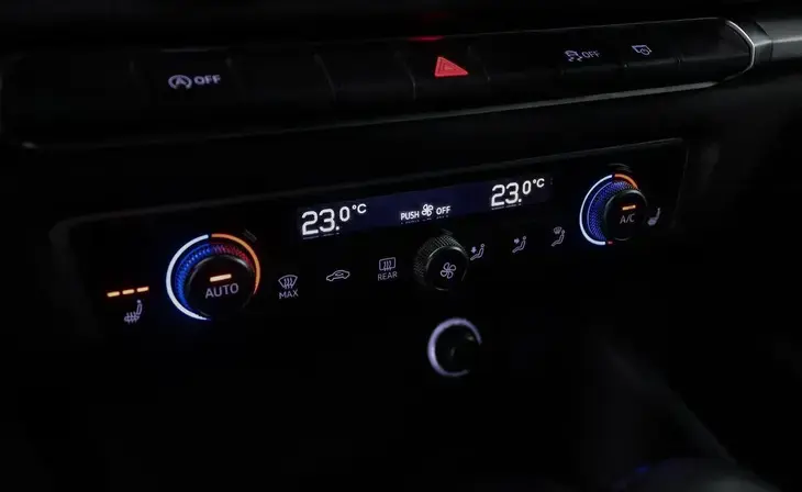 Audi A3 - Фото 8